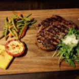 Villa Fazzi's Comida