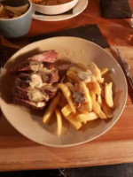 De Ijzerwinkel Comida