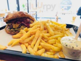 Broebbeleir Burger food