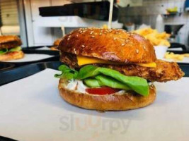 Broebbeleir Burger food