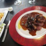 L'arch En Grez Nourriture