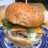 Minnie Frenchie Comida