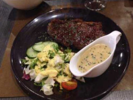 La Maison Du Peuple Comida