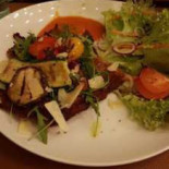 Autentico Nourriture