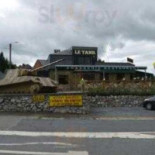 Le Tank (celles) Nourriture