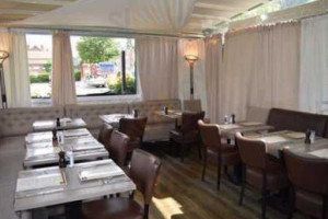 Le Daneel's À l'intérieur