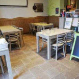 Taverne Le Rapido Dentro