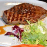 Le Piqu'boeuf Comida