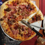 Espace Pizza (chimay) Nourriture