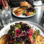 Les 3 Frères Nourriture