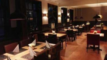 Café Groot Agelo inside