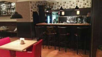 Café Groot Agelo inside