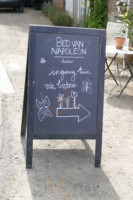 Bed Van Napoleon Exterior