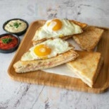 Cropains Croques Burrito’s Takeaway/ Delivery Shop Foodtrucks Nourriture