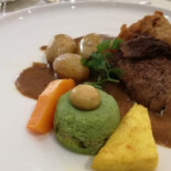 Les Comtes De Champagne Comida