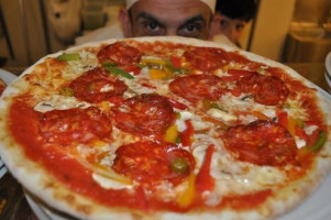 Il Monello Pizzeria food