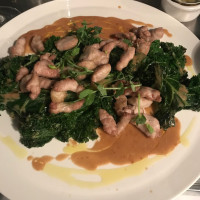 Viva M'boma Closed food