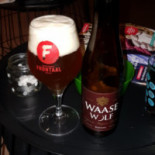 De Witte Raaf Comida