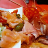 Rosa Negra Diest Nourriture