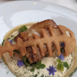 Hofke Van Bazel Comida