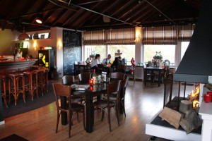 Het Posthuijs Eten Drinken Nourriture