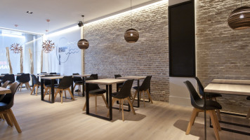 De Post À l'intérieur