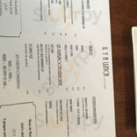 Il Y A À l'intérieur