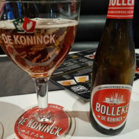 Bally's Diner Hulst Comida