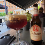 Grand Café Perronn Nourriture