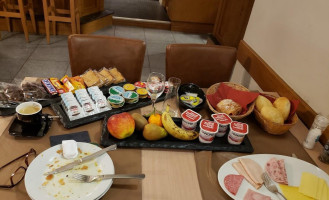 La Couronne Nourriture