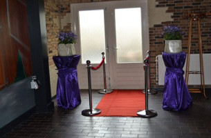 D'n Brabander À l'intérieur