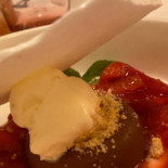 Denc, Dik Cunningham Nourriture