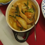 Thais Salathai À l'intérieur