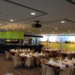 De Hofmeester, Dentro