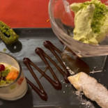 Laziz Restaurant Bar Nourriture