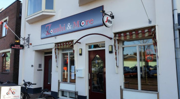 Zhoushi More outside