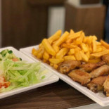 Armin's Grill Comida