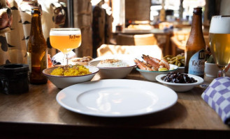 Javaans Eetcafe Bv Beek En Donk Nourriture