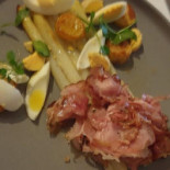 Bab Tomas BV Nourriture