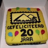 Piramide Multicultureel Comida