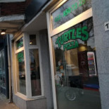 Turtles Pizza Exterior