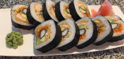 Sushi Moon food