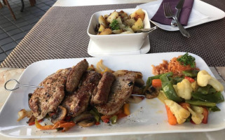 Schnitzelbar Nourriture