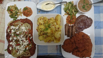 Schnitzelbar Comida