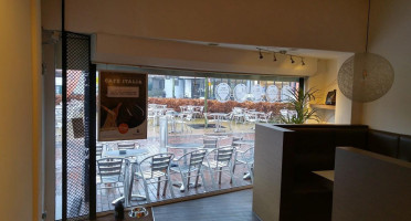 Doppio Espresso À l'intérieur