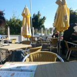 Rust Een Weinig Nourriture