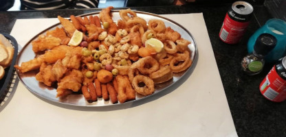 Douzi Fish Chips food