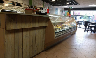 V.o.f. Li-yuen-lam Hoofddorp À l'intérieur