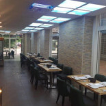 Helal Burgers Shoarma Kanaleneiland À l'intérieur