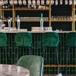 Op Roose À l'intérieur